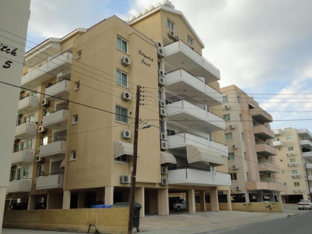 Apartments Mackenzie 1+1 Ларнака Экстерьер фото